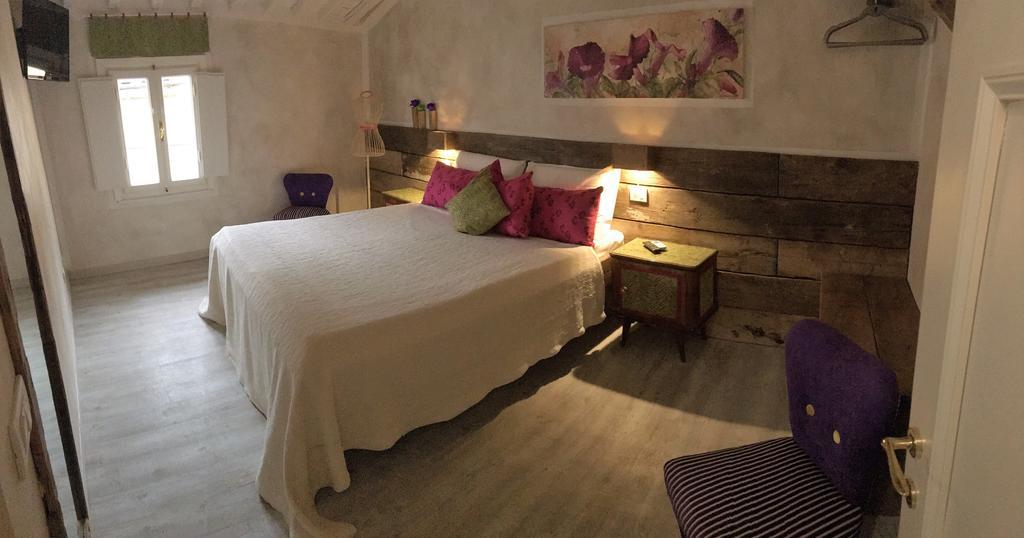 24H Suite Lucca Esterno foto